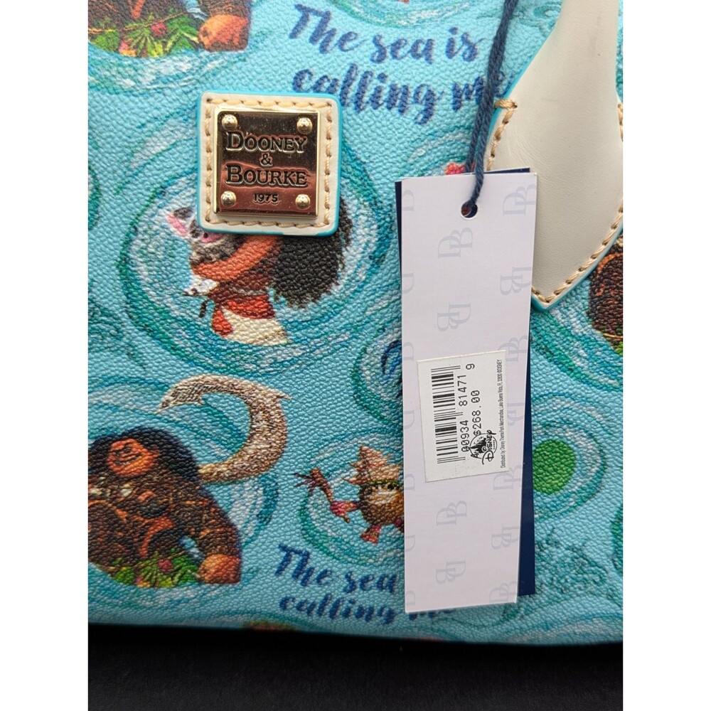 Disney Parks Dooney & Bourke Moana Barrel Bag Purse New With Tags - Picture 6 of 8